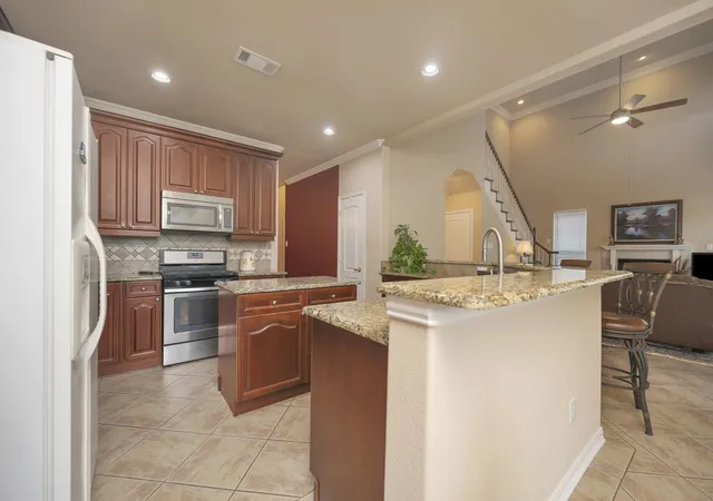 Photo 3 of Single family home for sale at 4730 Bayberry St, Flower Mound, TX 75028 | MLS# 21240312 | Listing updated on 2026-08-18