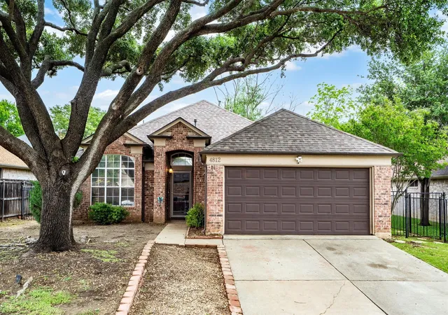 Homes for sale in Flower Mound, TX | 4812 Lansdale Dr, Flower Mound, TX 75028 | MLS# 21230124