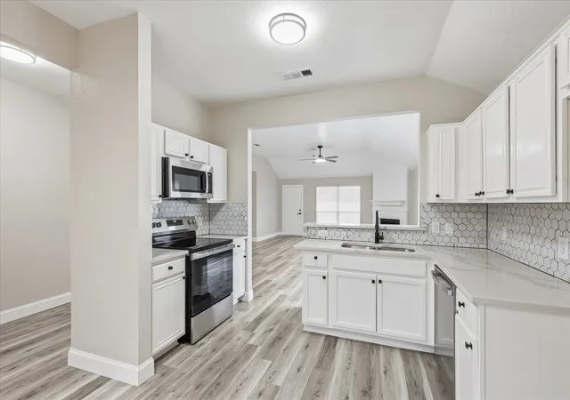 Photo 1 of Sale Pending at 1220 Cedarcrest Dr, Mesquite, TX 75149 | MLS# 21249124 | Listing updated on 2026-07-29