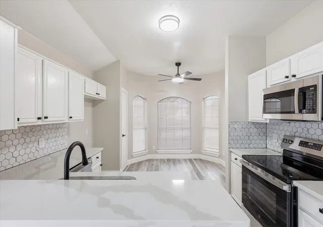 Photo 3 of Sale Pending at 1220 Cedarcrest Dr, Mesquite, TX 75149 | MLS# 21249124 | Listing updated on 2026-07-29