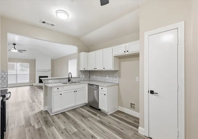 Photo 4 of Sale Pending at 1220 Cedarcrest Dr, Mesquite, TX 75149 | MLS# 21249124 | Listing updated on 2026-07-29