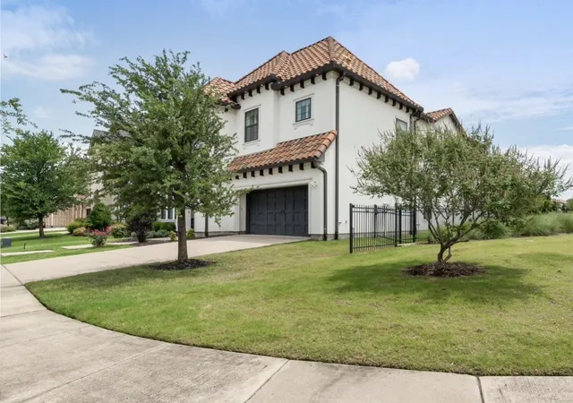 Homes for sale in Frisco, TX | 6514 Curwen Ln, Frisco, TX 75036 | MLS# 21237154
