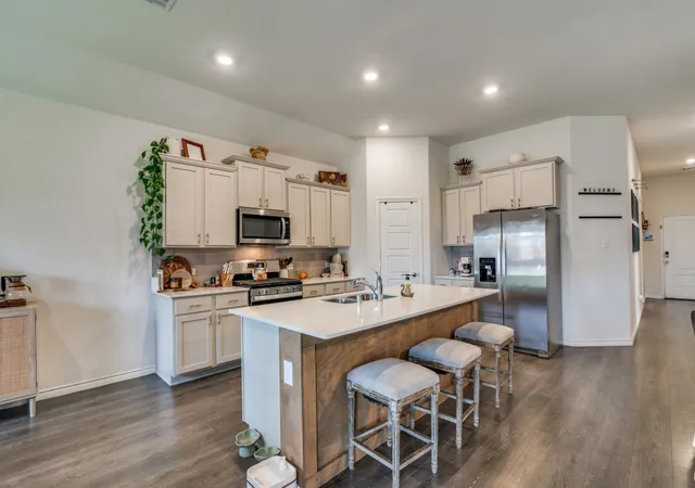 Photo 4 of Single family home for sale at 204 Whitetail Wy, Caddo Mills, TX 75135 | MLS# 21248002 | Listing updated on 2026-08-18