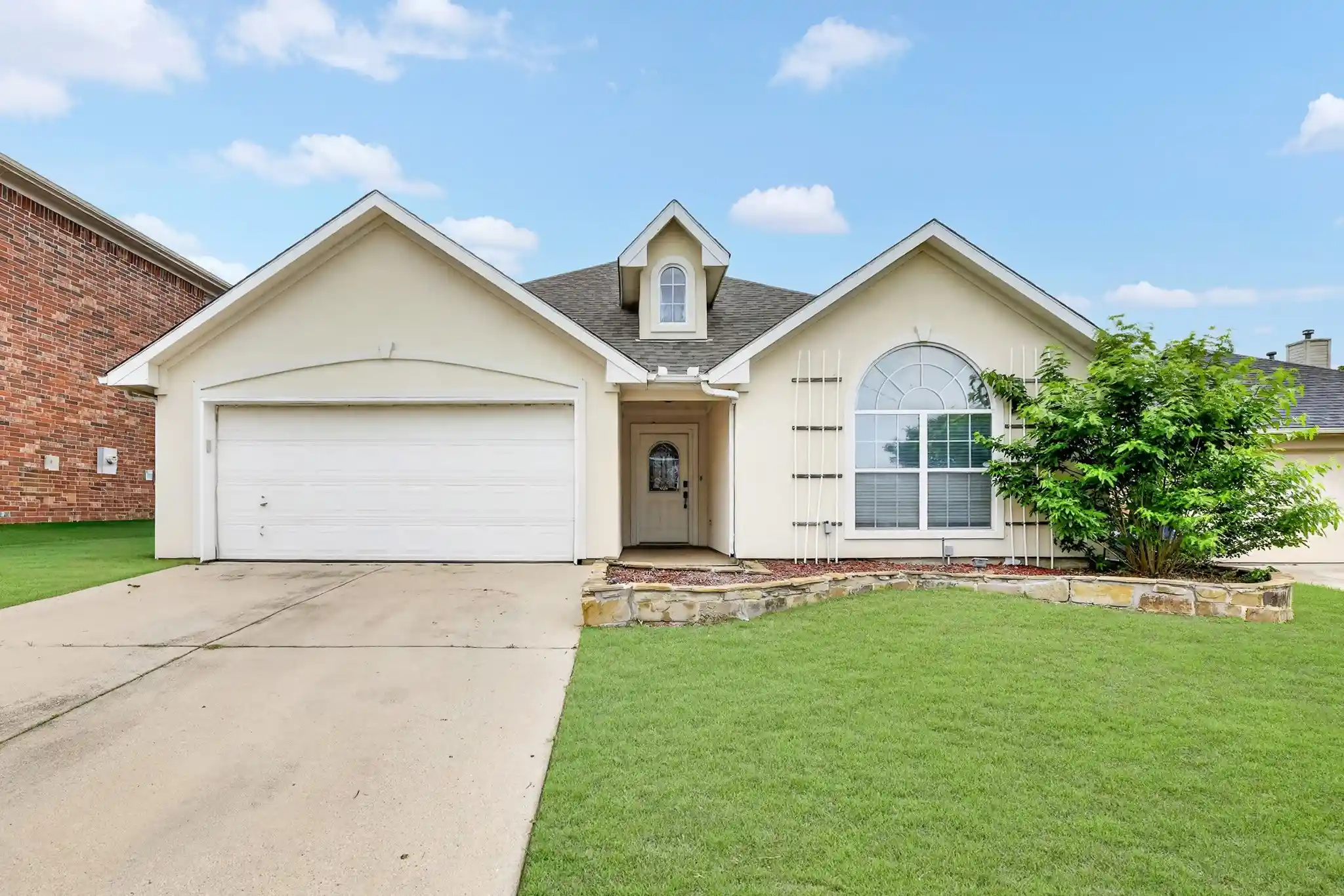 Photo 1 of Sale Pending at 4933 Happy Trl, Fort Worth, TX 76244 | MLS# 21244140 | Listing updated on 2026-05-03