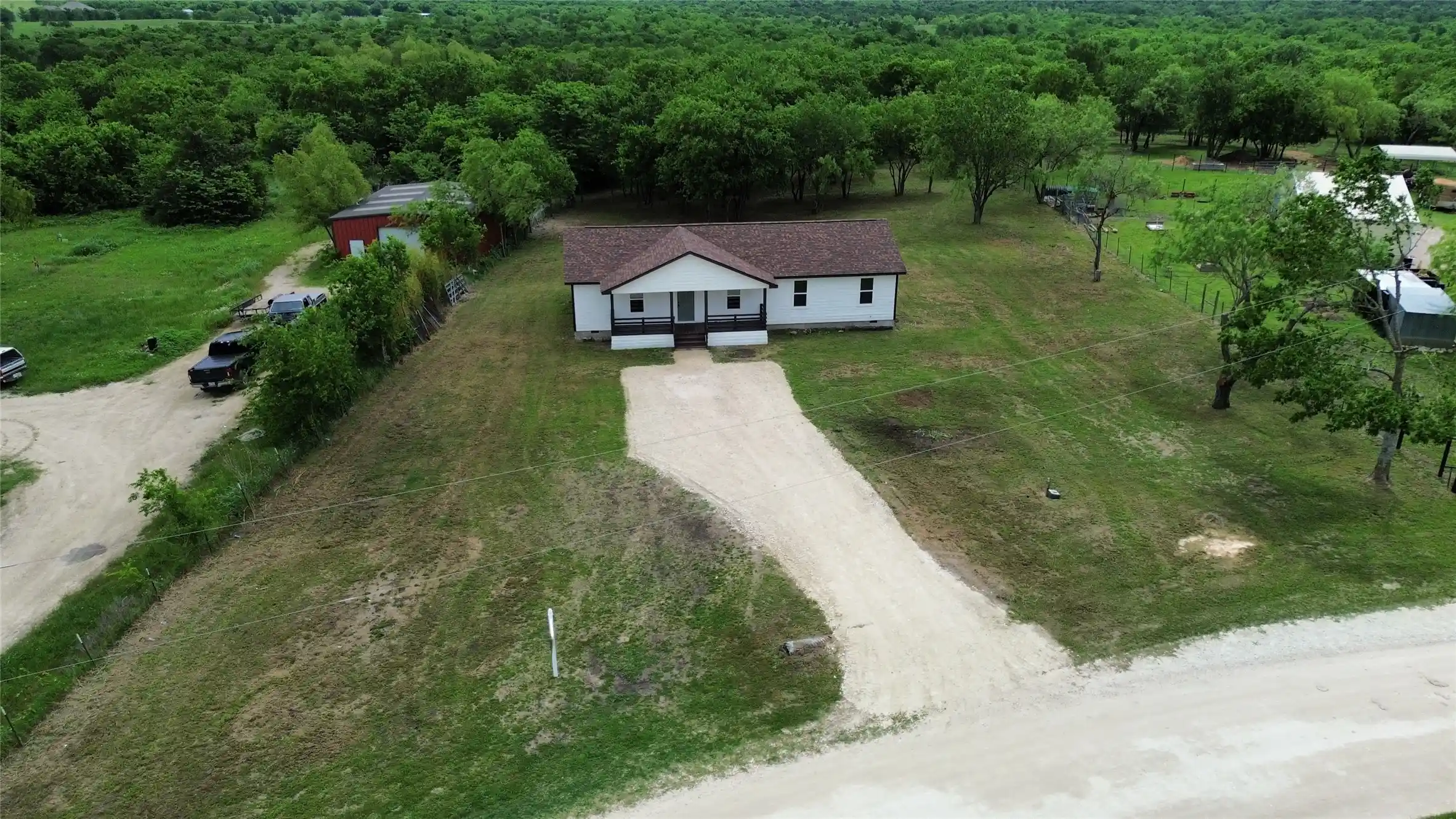 Photo 1 of Sale Pending at 3037 County Road 0018, Corsicana, TX 75110 | MLS# 21249300 | Listing updated on 2026-06-22