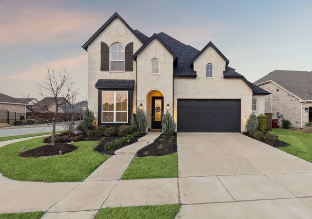 Photo 1 of Single family home for sale at 1812 Mcdougall Crk, Van Alstyne, TX 75495 | MLS# 21249270 | Listing updated on 2026-08-28