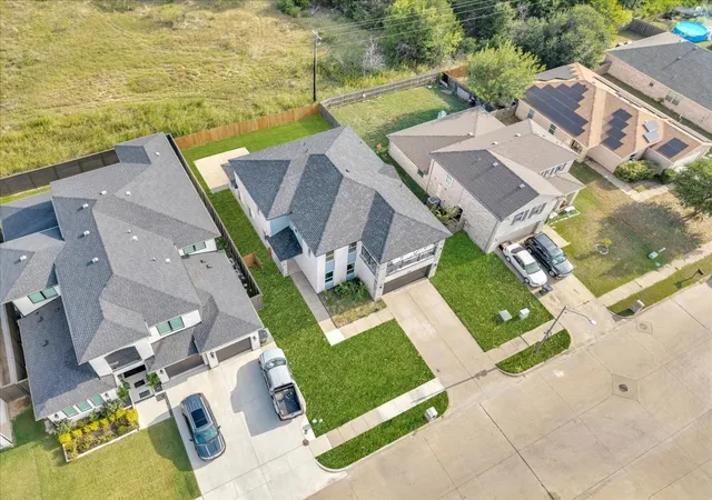 Photo 3 of Single family home for sale at 14722 Broadview Dr, Balch Springs, TX 75180 | MLS# 21248920 | Listing updated on 2026-08-04