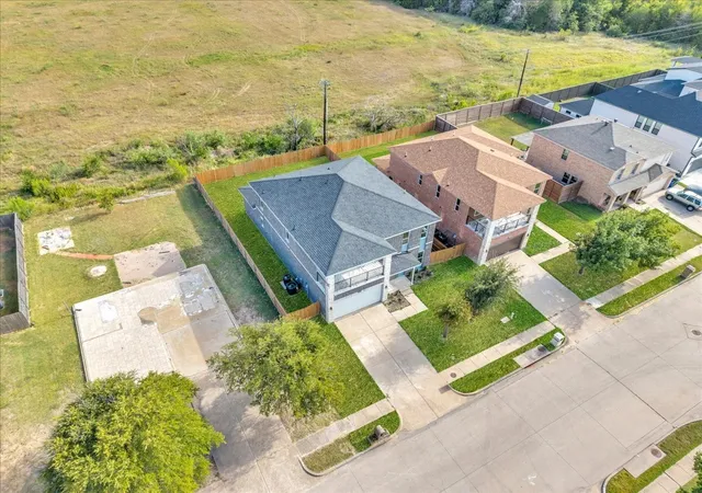 Photo 4 of Single family home for sale at 14804 Broadview Dr, Balch Springs, TX 75180 | MLS# 21249326 | Listing updated on 2026-09-26