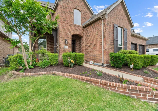 Homes for sale in Argyle, TX | 1421 8th St, Argyle, TX 76226 | MLS# 21247294