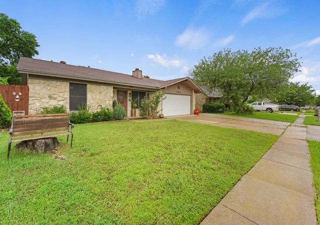 2nd image of 14813 Oakwood Ln, Balch Springs, TX 75180 | MLS# 21247268