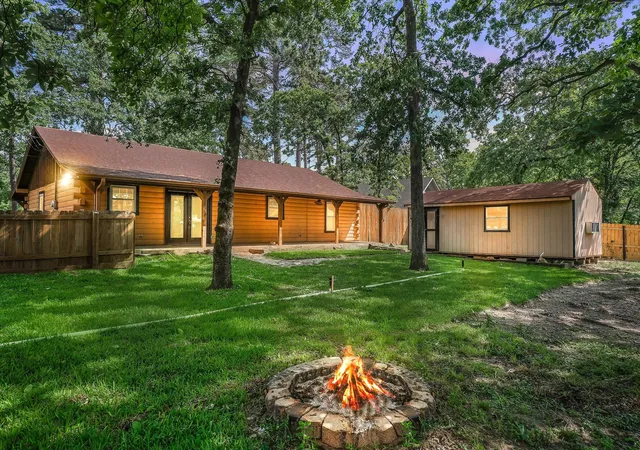 Homes for sale in Flint, TX | 17195 County Road 1263, Flint, TX 75762 | MLS# 21248465