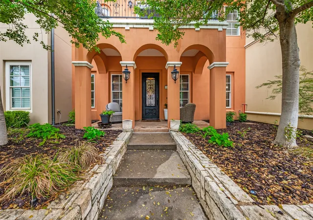 Homes for sale in Colleyville, TX | 96 Casa Ln #210, Colleyville, TX 76034 | MLS# 21243312