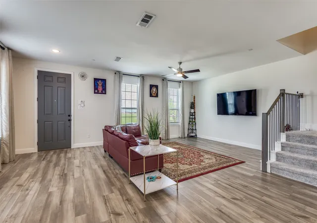 Photo 3 of Sale Pending at 9073 Swallowtail St, Frisco, TX 75035 | MLS# 21249495 | Listing updated on 2026-07-24