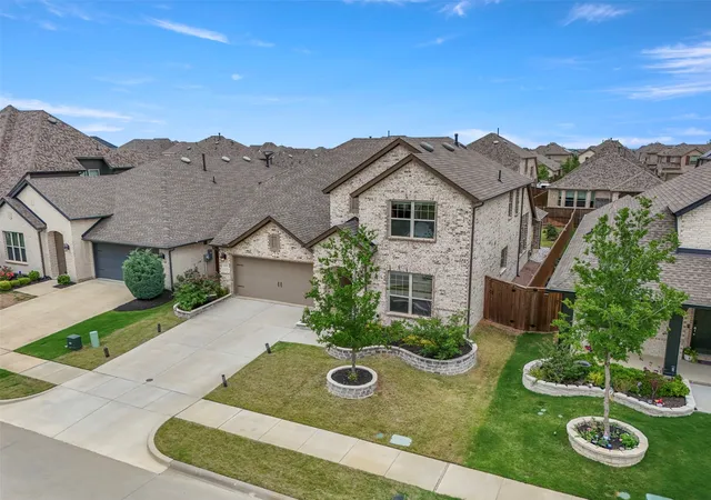 Photo 1 of Single family home for sale at 1913 Braided Mane Ave, Aubrey, TX 76227 | MLS# 21248201 | Listing updated on 2026-10-08