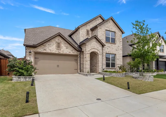 Photo 2 of Single family home for sale at 1913 Braided Mane Ave, Aubrey, TX 76227 | MLS# 21248201 | Listing updated on 2026-10-08