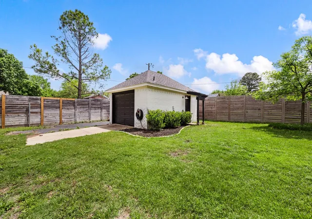 Homes for sale in Keller, TX | 508 Chandler Rd, Keller, TX 76248 | MLS# 21241494