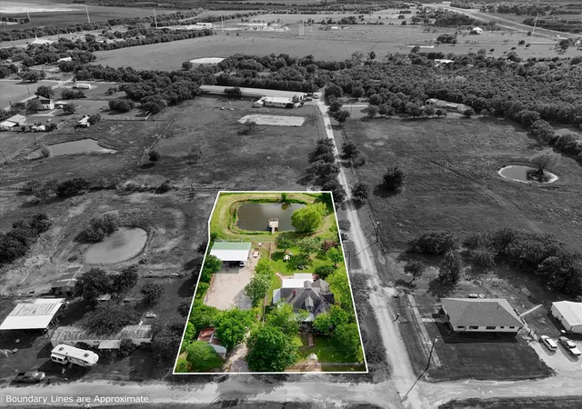 Homes for sale in Mount Calm, TX | 421 N Huey Ave W, Mount Calm, TX 76673 | MLS# 21248275