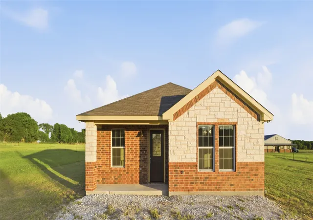 Photo 1 of Single family home for sale at 330 Fm 3147, Itasca, TX 76055 | MLS# 21245419 | Listing updated on 2026-08-04