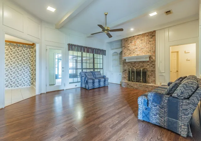 Homes for sale in Woodway, TX | 9900 Oak Ridge Cir, Woodway, TX 76712 | MLS# 21248259