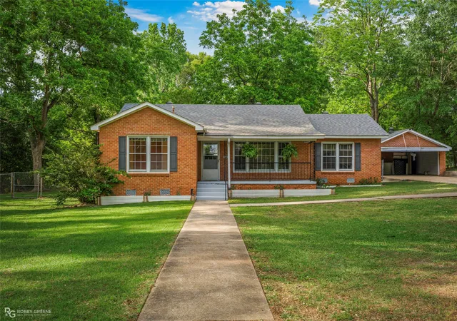 Photo 2 of Sale Pending at 307 Emerald Dr, Minden, LA 71055 | MLS# 21241581 | Listing updated on 2026-07-15