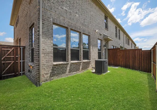 Photo 4 of Sale Pending at 3032 Galveston St, Plano, TX 75075 | MLS# 21247870 | Listing updated on 2026-07-16