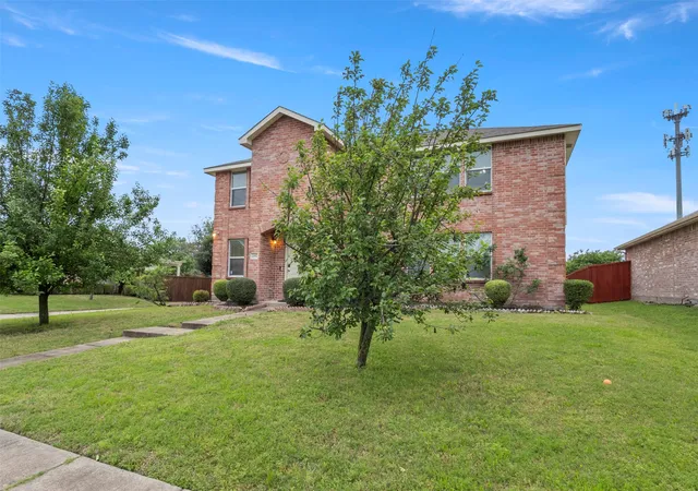 Homes for sale in Wylie, TX | 2817 Lake Terrace Dr, Wylie, TX 75098 | MLS# 21245283