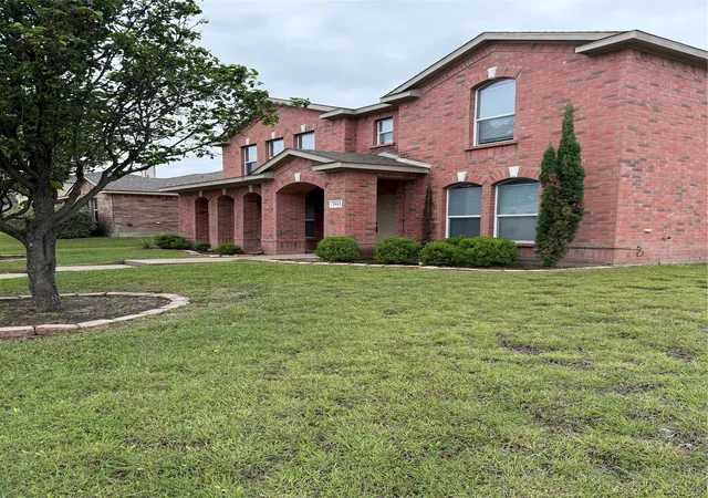 Photo 3 of Sale Pending at 3012 Timber Ridge Ln, Mesquite, TX 75181 | MLS# 21248203 | Listing updated on 2026-08-03