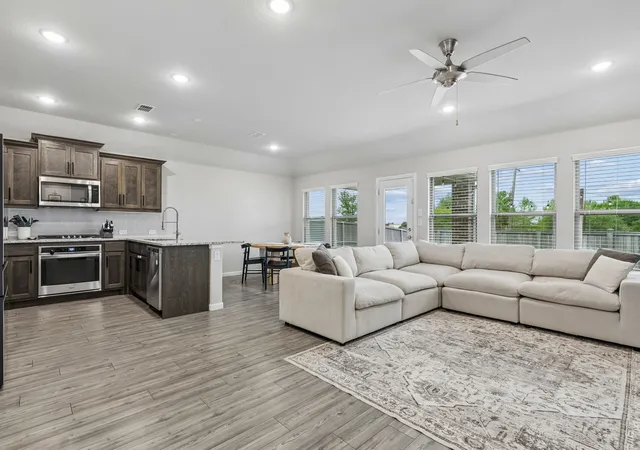 Photo 3 of Single family home for sale at 6909 Lilac Dr, Venus, TX 76084 | MLS# 21249596 | Listing updated on 2026-07-20