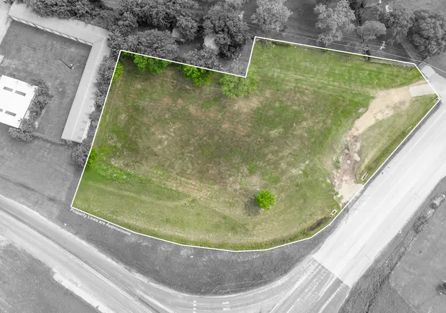 Homes for sale in Woodway, TX | 5153 Hwy 6, Woodway, TX 76712 | MLS# 21249054