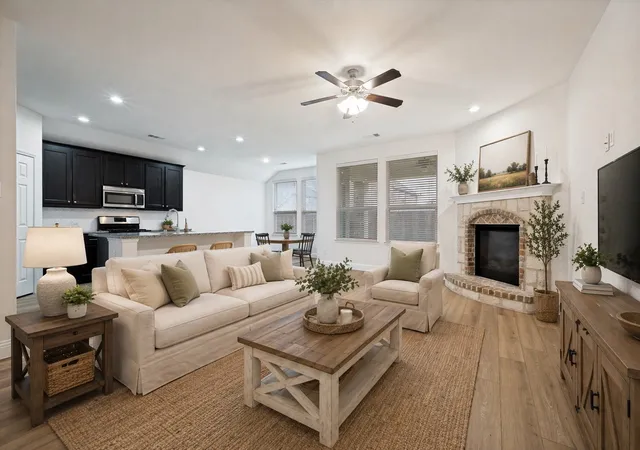 Photo 3 of Single family home for sale at 1612 Meadow Trail Ln, Aubrey, TX 76227 | MLS# 21248308 | Listing updated on 2026-08-03
