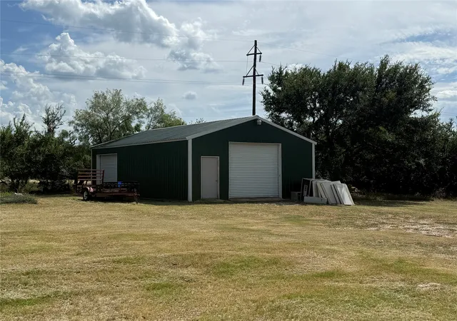 Homes for sale in Graford, TX | 13990 State Hwy 254 Hwy, Graford, TX 76449 | MLS# 21249356