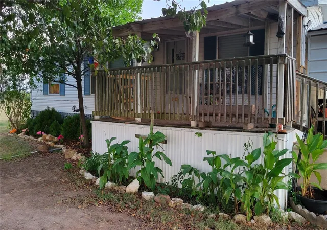 Single family home for sale at 806 N Fm 1752, Savoy, TX 75479 | MLS# 21247588