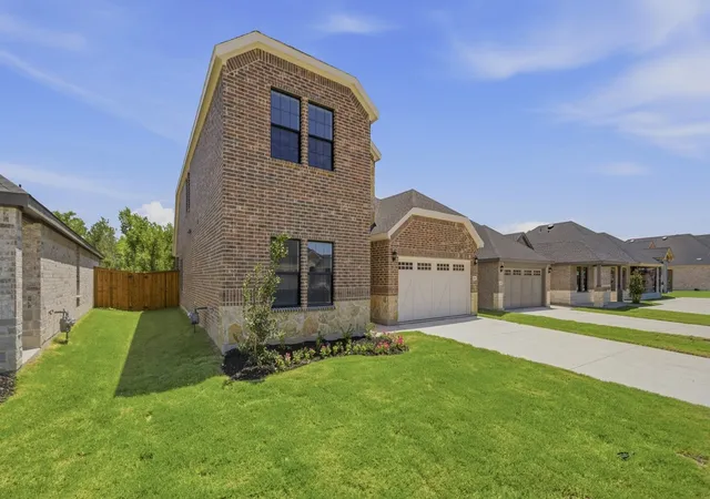 Photo 3 of Single family home for sale at 2010 Serene Springs Rd, Celina, TX 75009 | MLS# 21249768 | Listing updated on 2026-08-27
