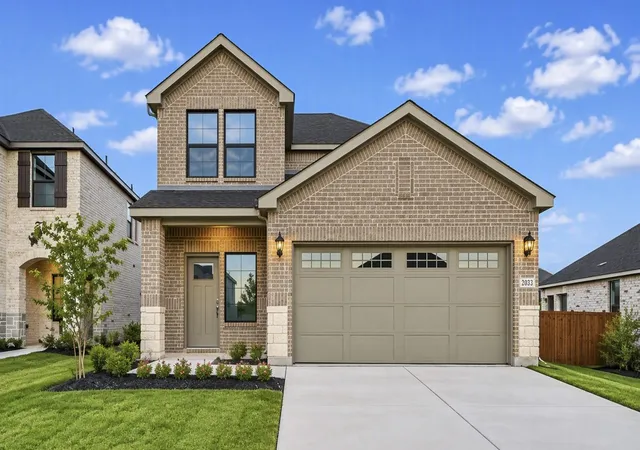 Photo 1 of Single family home for sale at 2033 Whispering Ln, Celina, TX 75009 | MLS# 21249772 | Listing updated on 2026-10-06
