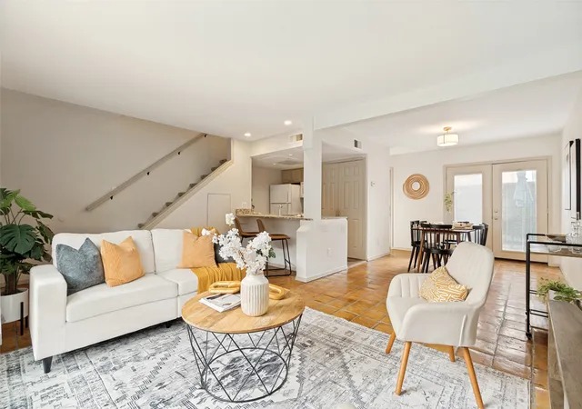 Homes for sale in Dallas, TX | 2710 Douglas Ave #114, Dallas, TX 75219 | MLS# 21247431