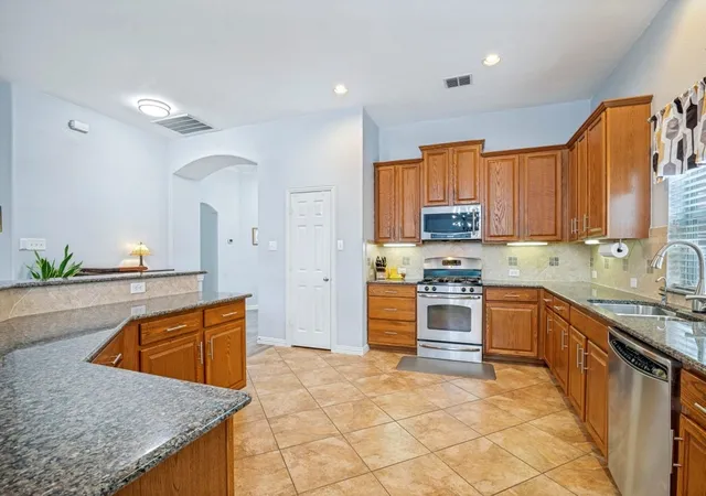 Photo 2 of Single family home for sale at 641 Grisham Dr, Fate, TX 75087 | MLS# 21249948 | Listing updated on 2026-07-18