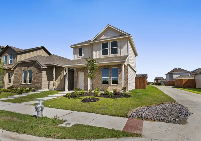 Photo 3 of Single family home for sale at 3057 Maple Orchard Ln, Fort Worth, TX 76140 | MLS# 21249934 | Listing updated on 2026-07-28