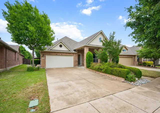 Homes for sale in Savannah, TX | 1208 Isabella Ln, Savannah, TX 76227 | MLS# 21231639