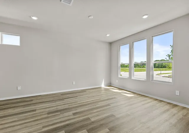 Photo 4 of Single family home for sale at 3153 Maple Orchard Ln, Fort Worth, TX 76140 | MLS# 21250032 | Listing updated on 2026-07-28