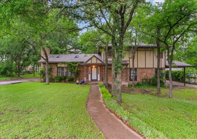 2nd image of 220 Annetta, Willow Park, TX 76087 | MLS# 21246125