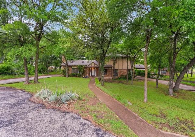 5th image of 220 Annetta, Willow Park, TX 76087 | MLS# 21246125