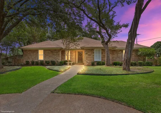 Photo 1 of Sale Pending at 9920 Sandalwood Dr, Woodway, TX 76712 | MLS# 21249810 | Listing updated on 2026-08-03