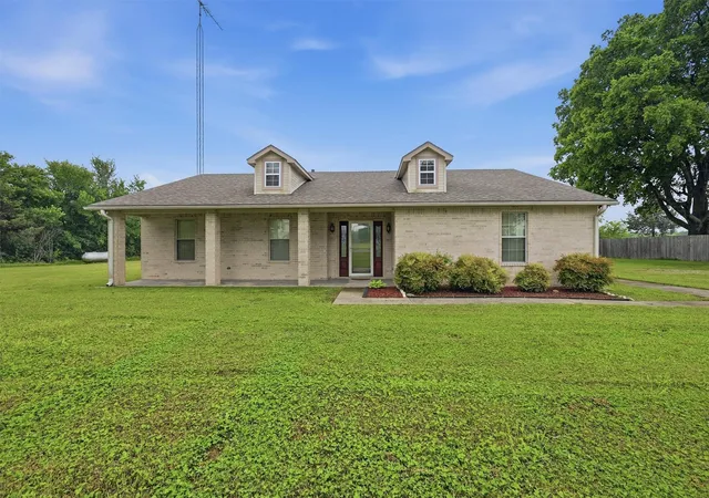 Photo 3 of Single family home for sale at 1808 E Fm 120, Denison, TX 75021 | MLS# 21249897 | Listing updated on 2026-09-23