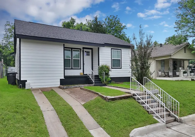 2nd image of 3449 Gordon Ave, Fort Worth, TX 76110 | MLS# 21247381