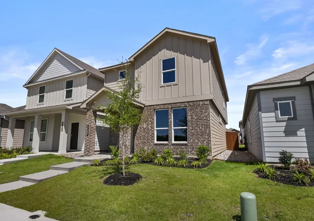 Photo 2 of Single family home for sale at 3109 Maple Orchard Ln, Fort Worth, TX 76140 | MLS# 21250235 | Listing updated on 2026-07-28