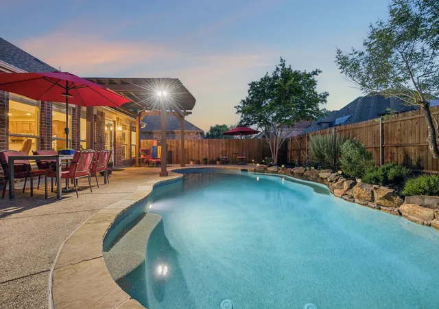 Photo 1 of Sale Pending at 1500 Pillar Bluff Wy, Mc Kinney, TX 75072 | MLS# 21240218 | Listing updated on 2026-07-23