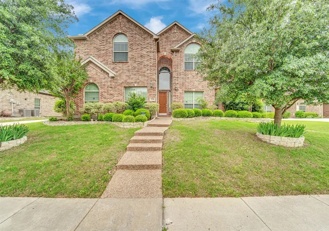 Photo 2 of Single family home for sale at 2130 Nocona Dr, Prosper, TX 75078 | MLS# 21242145 | Listing updated on 2026-09-21