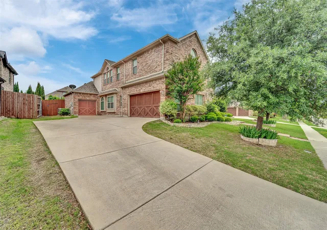 Photo 3 of Single family home for sale at 2130 Nocona Dr, Prosper, TX 75078 | MLS# 21242145 | Listing updated on 2026-09-21