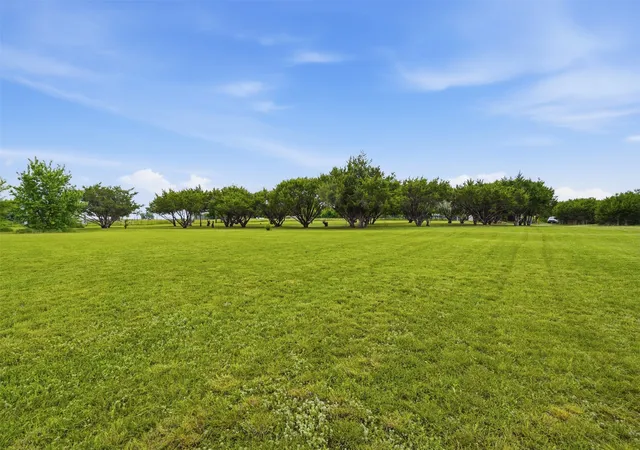 Homes for sale in Godley, TX | 5505 Comanche Dr, Godley, TX 76044 | MLS# 21247528