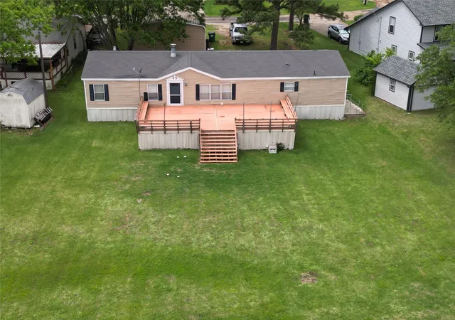 Photo 3 of Sale Pending at 204 Causeway Cvs, Kemp, TX 75143 | MLS# 21249564 | Listing updated on 2026-09-04
